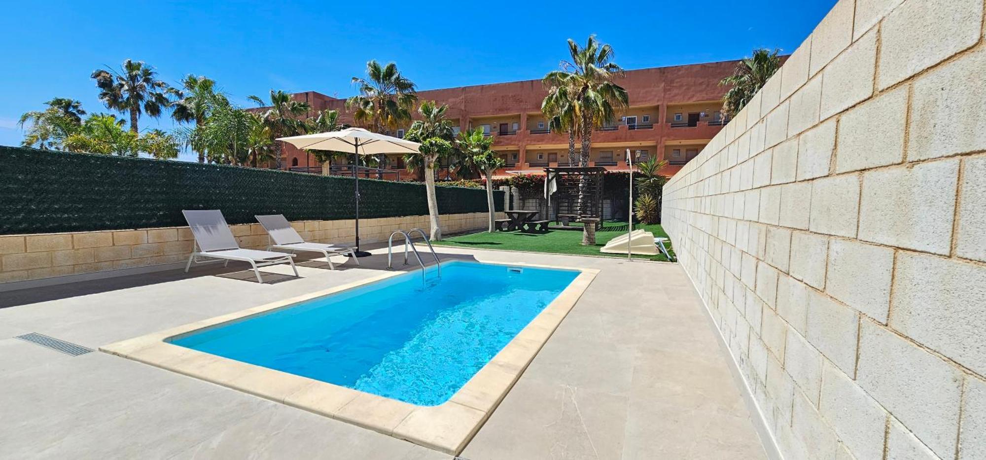Homes of Spain, Apartamentos Paraíso Vera Playa, Ático Q, Suite Fatu Hiva con piscina privada en solárium, vistas mar en PRIMERA LINEA de PLAYA, WIFI Exterior foto