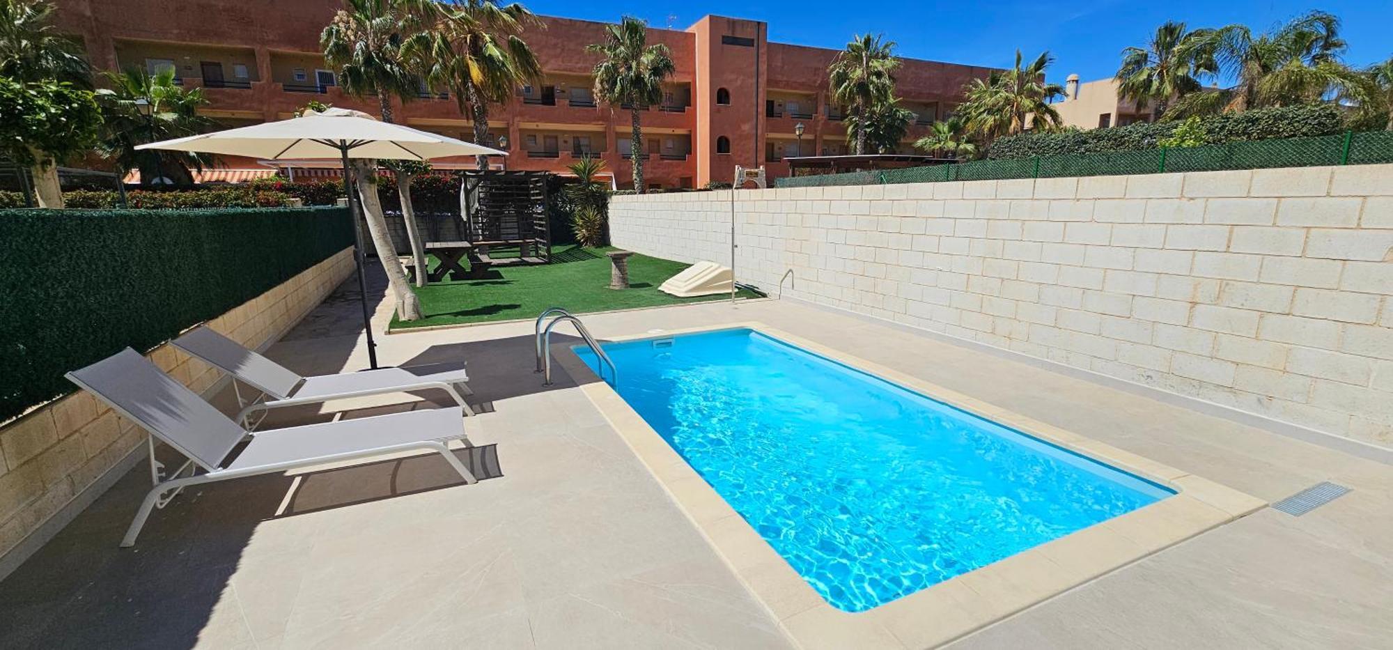 Homes of Spain, Apartamentos Paraíso Vera Playa, Ático Q, Suite Fatu Hiva con piscina privada en solárium, vistas mar en PRIMERA LINEA de PLAYA, WIFI Exterior foto